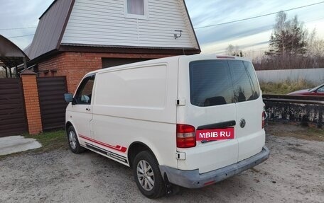 Volkswagen Transporter T5 рестайлинг, 2006 год, 1 250 000 рублей, 3 фотография