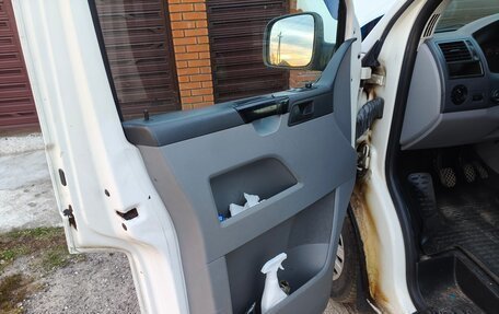 Volkswagen Transporter T5 рестайлинг, 2006 год, 1 250 000 рублей, 13 фотография
