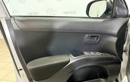 Mitsubishi Outlander III рестайлинг 3, 2012 год, 1 000 000 рублей, 17 фотография