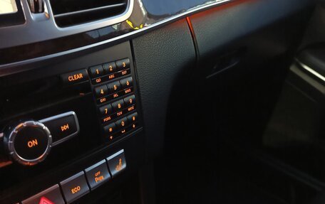 Mercedes-Benz E-Класс, 2014 год, 2 200 000 рублей, 38 фотография