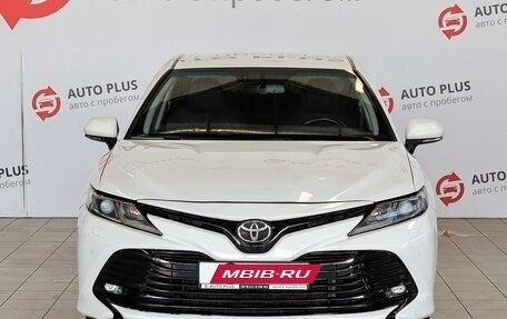 Toyota Camry, 2020 год, 2 115 000 рублей, 3 фотография
