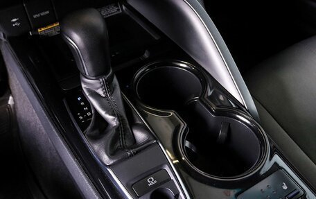 Toyota Camry, 2020 год, 2 115 000 рублей, 10 фотография