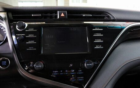Toyota Camry, 2020 год, 2 115 000 рублей, 11 фотография