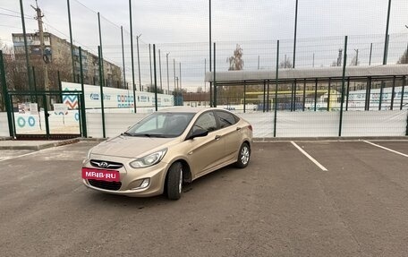 Hyundai Solaris II рестайлинг, 2011 год, 575 000 рублей, 4 фотография