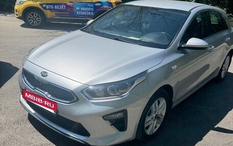 KIA cee'd III, 2020 год, 1 800 000 рублей, 2 фотография