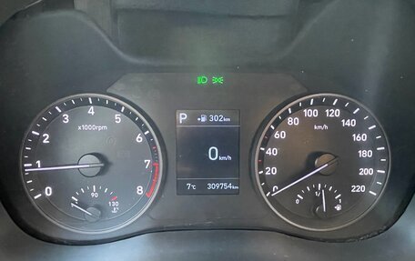 Hyundai Solaris II рестайлинг, 2017 год, 850 000 рублей, 7 фотография