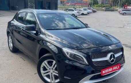 Mercedes-Benz GLA, 2015 год, 1 850 000 рублей, 5 фотография