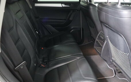 Volkswagen Touareg III, 2011 год, 1 749 000 рублей, 12 фотография
