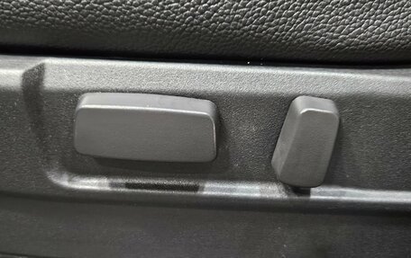 Mitsubishi Outlander III рестайлинг 3, 2018 год, 2 400 000 рублей, 18 фотография