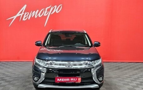 Mitsubishi Outlander III рестайлинг 3, 2018 год, 2 400 000 рублей, 8 фотография