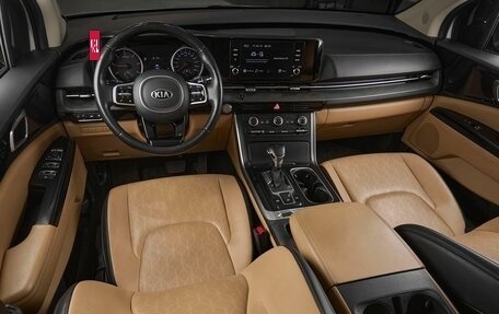 KIA Carnival, 2021 год, 3 499 000 рублей, 7 фотография