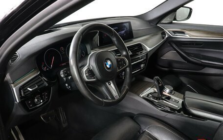 BMW 5 серия, 2019 год, 3 499 000 рублей, 10 фотография