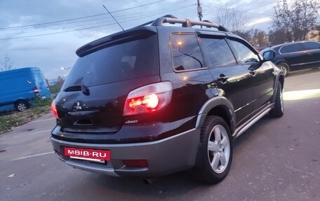 Mitsubishi Outlander III рестайлинг 3, 2005 год, 640 000 рублей, 8 фотография