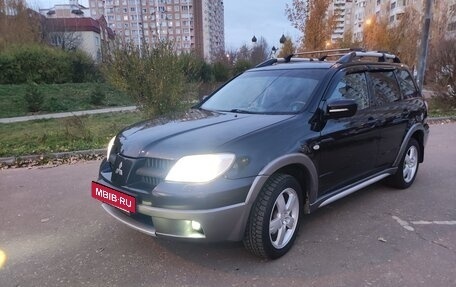 Mitsubishi Outlander III рестайлинг 3, 2005 год, 640 000 рублей, 4 фотография