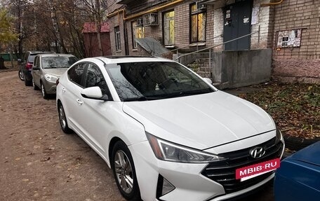 Hyundai Elantra VI, 2018 год, 1 240 000 рублей, 4 фотография