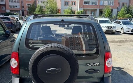 Chevrolet Niva I рестайлинг, 2015 год, 600 000 рублей, 7 фотография
