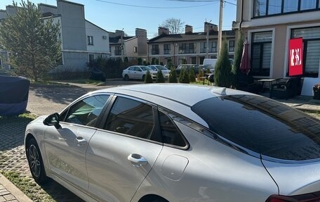KIA K5, 2021 год, 2 500 000 рублей, 2 фотография