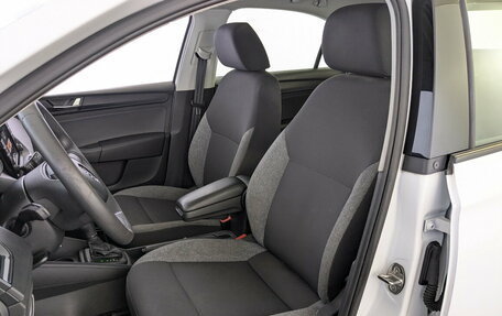 Skoda Rapid II, 2021 год, 1 245 000 рублей, 20 фотография