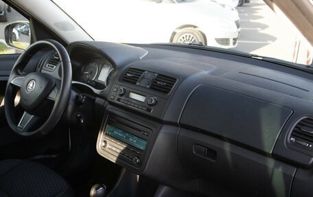 Skoda Roomster, 2014 год, 898 000 рублей, 7 фотография