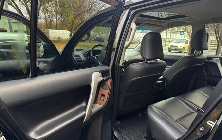 Toyota Land Cruiser Prado 150 рестайлинг, 2016 год, 4 000 000 рублей, 7 фотография