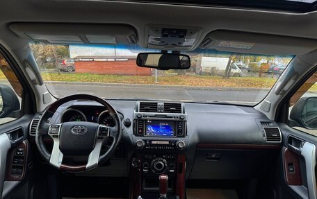 Toyota Land Cruiser Prado 150 рестайлинг, 2016 год, 4 000 000 рублей, 6 фотография