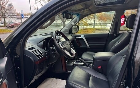 Toyota Land Cruiser Prado 150 рестайлинг, 2016 год, 4 000 000 рублей, 8 фотография
