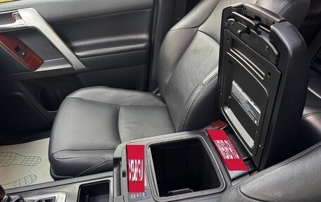 Toyota Land Cruiser Prado 150 рестайлинг, 2016 год, 4 000 000 рублей, 13 фотография