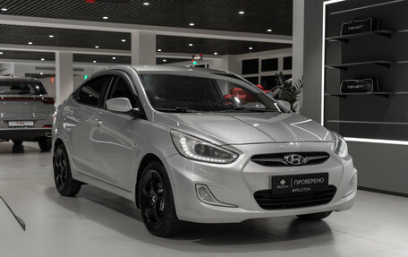 Hyundai Solaris II рестайлинг, 2014 год, 675 000 рублей, 2 фотография