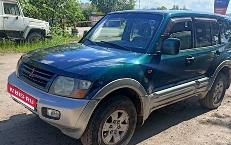 Mitsubishi Pajero III рестайлинг, 2000 год, 700 000 рублей, 2 фотография