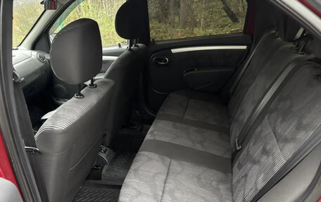Renault Logan I, 2011 год, 650 000 рублей, 11 фотография
