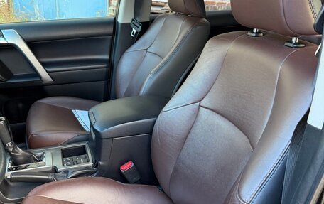 Toyota Land Cruiser Prado 150 рестайлинг, 2016 год, 4 500 000 рублей, 8 фотография