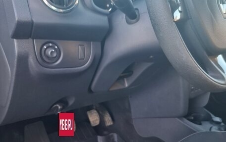 Renault Logan II, 2016 год, 1 100 000 рублей, 13 фотография