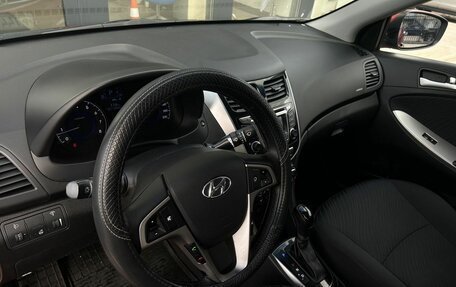 Hyundai Solaris II рестайлинг, 2015 год, 945 000 рублей, 7 фотография