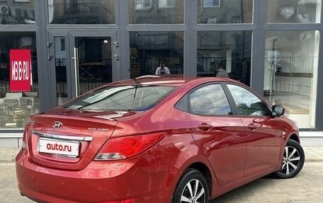 Hyundai Solaris II рестайлинг, 2015 год, 945 000 рублей, 2 фотография
