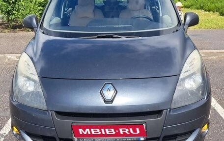 Renault Scenic III рестайлинг, 2010 год, 680 000 рублей, 1 фотография