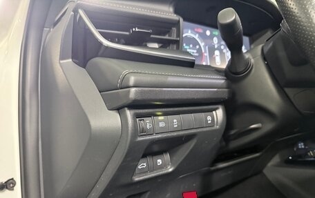 Toyota Camry, 2024 год, 3 650 000 рублей, 12 фотография