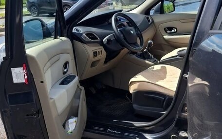Renault Scenic III рестайлинг, 2010 год, 680 000 рублей, 6 фотография