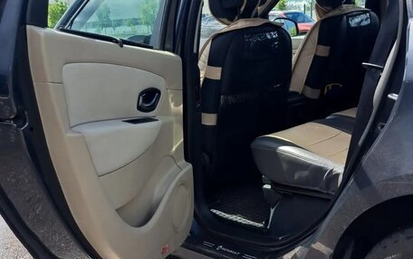 Renault Scenic III рестайлинг, 2010 год, 680 000 рублей, 8 фотография