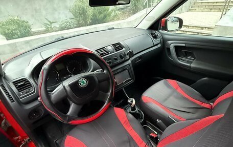 Skoda Fabia II, 2011 год, 650 000 рублей, 7 фотография