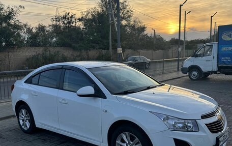 Chevrolet Cruze II, 2013 год, 820 000 рублей, 3 фотография