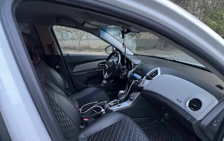 Chevrolet Cruze II, 2013 год, 820 000 рублей, 15 фотография