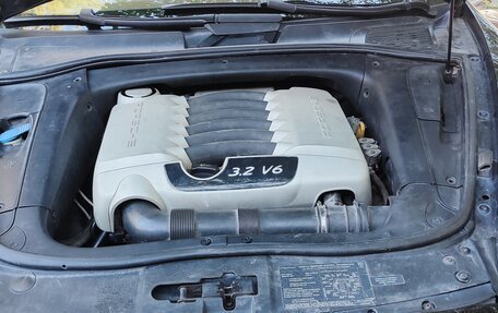 Porsche Cayenne III, 2004 год, 970 000 рублей, 6 фотография