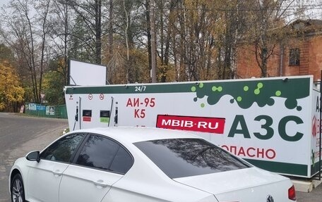 Volkswagen Passat B8 рестайлинг, 2016 год, 1 750 000 рублей, 7 фотография
