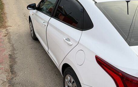 Hyundai Solaris II рестайлинг, 2021 год, 1 100 000 рублей, 5 фотография