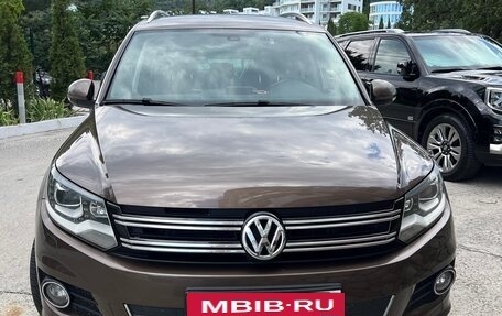 Volkswagen Tiguan I, 2016 год, 1 950 000 рублей, 2 фотография