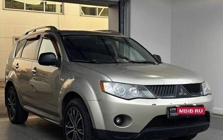 Mitsubishi Outlander III рестайлинг 3, 2008 год, 849 000 рублей, 3 фотография