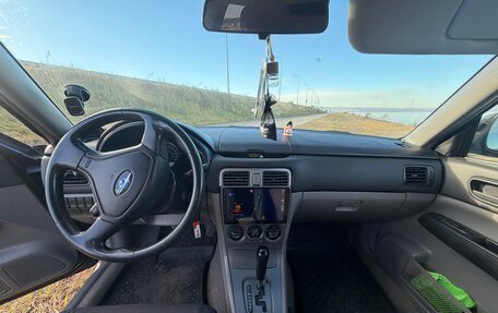 Subaru Forester, 2005 год, 650 000 рублей, 10 фотография