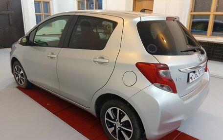 Toyota Vitz, 2016 год, 750 000 рублей, 7 фотография