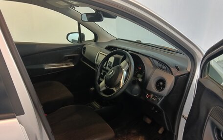 Toyota Vitz, 2016 год, 750 000 рублей, 10 фотография