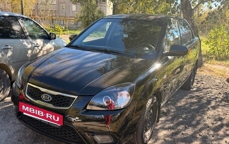 KIA Rio II, 2011 год, 550 000 рублей, 2 фотография